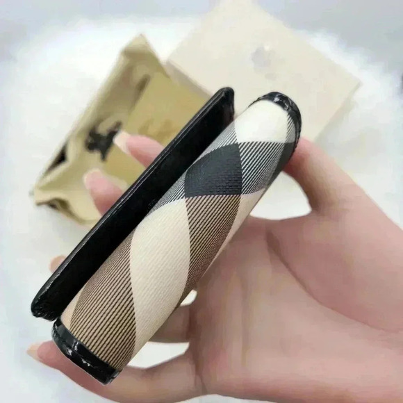 Burberry  Multi Nova Check Key Holder - Picture 7 of 16